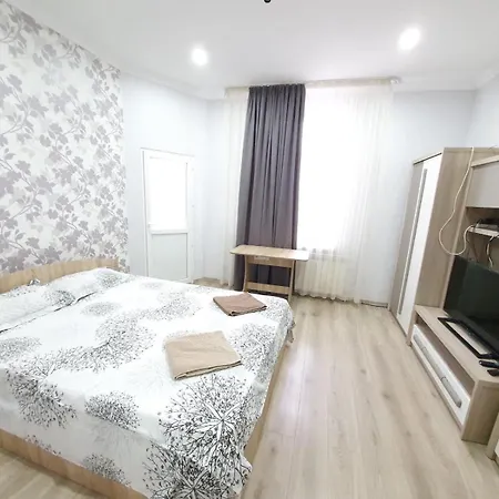 In The Heart Of The Capital Apartment *